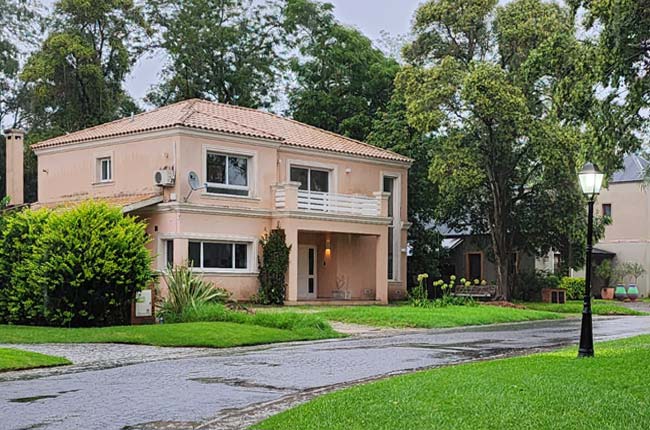 CASA EL AROMO